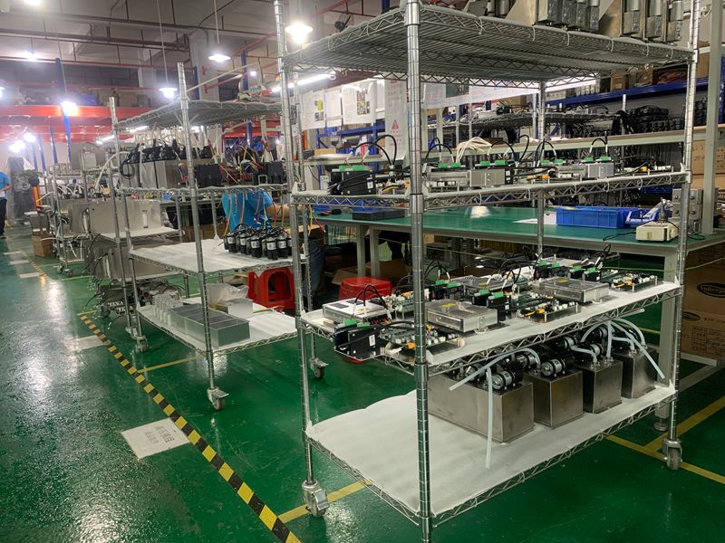 Smart Locker Vending Machine 4 Factory floor shelves